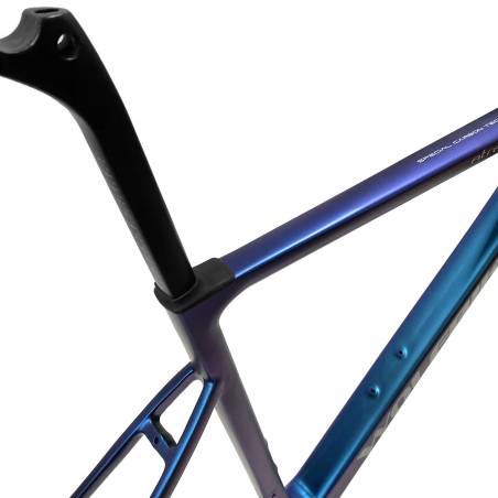 Atreides carbon frame kit with fork, headset, handlebars and seatpost  Disc