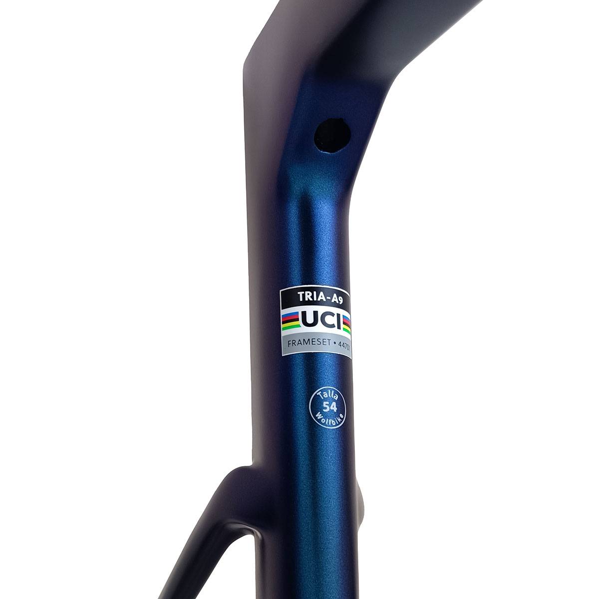 Cadre Route 700 A9 carbone disque avec axe...